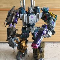 Transformers combiner wars Bruticus