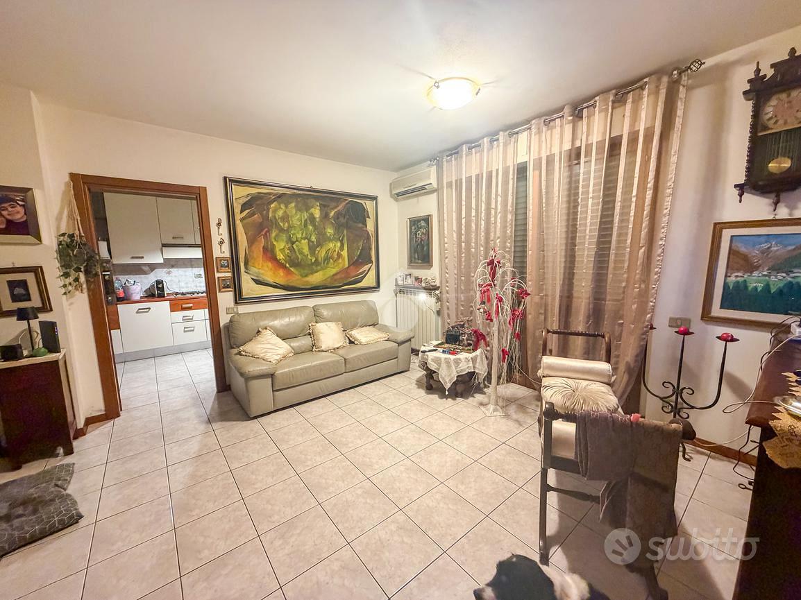 Apartment in Pontedera, Oltrera, Le Cantine - Vista 6
