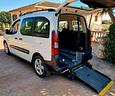 peugeot-partner-trasporto-disabili-pianale-ribassa