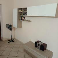 parete attrezzata più cucina 
