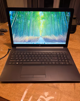 Pc laptop HP 15.6 Amd 8gb windows 10+ borsa pc