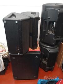 casse audio, subwofer e monitor palco