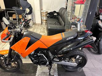 KTM 690 Duke Cross Enduro usata in vendita - Main Image