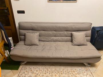 Divano letto grigio in stoffa