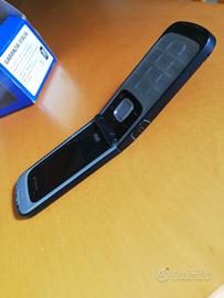 Nokia 2720 fold