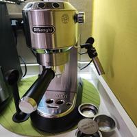 Macchina Caffè Delonghi Dedica EC685