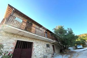CASA SEMINDIPENDENTE A GUBBIO
