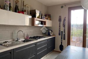 VILLA A SCHIERA A BOLGARE