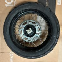Benelli Leoncino Trail 500 - Gomme Cerchi Dischi