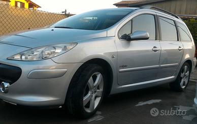 4 CERCHI IN LEGA 17" ORIGINALI CON PNEUMATICI