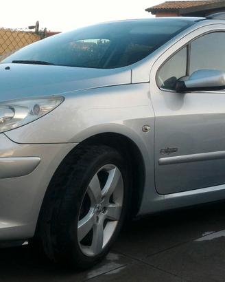 4 CERCHI IN LEGA 17" ORIGINALI CON PNEUMATICI