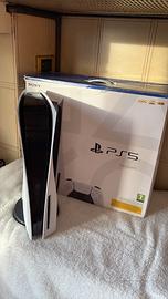 PS5 + 5 giochi + monitor + controller