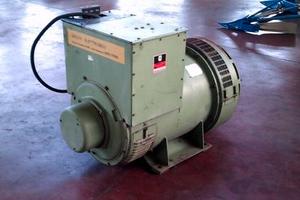 Generatore di corrente mod. elcos tipo 150kw