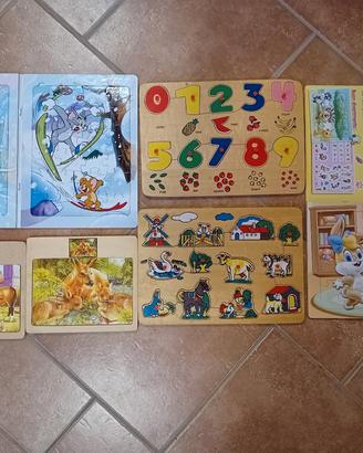 lotto composto da 8 puzzle facili