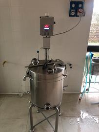 Mini polivalente per caseificio