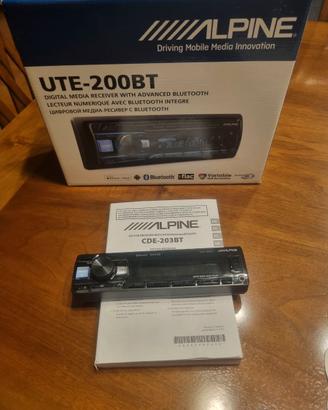 Frontalino Radio Alpine UTE-200BT