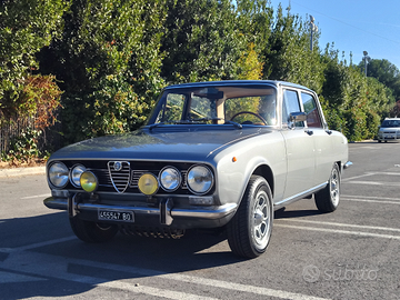 Alfa Romeo 1750 berlina