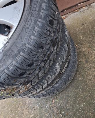 cerchi con gomme audi a3
