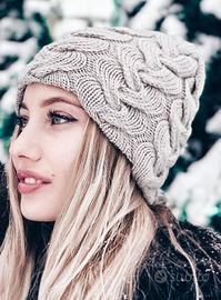 beretto di cashmere e seta 