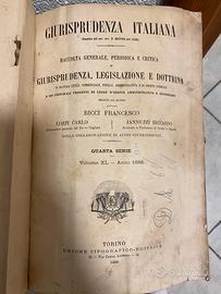 Libro antico di giurisprudenza