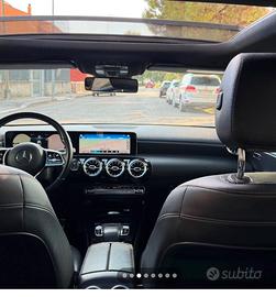 Cerc0 mercedes classe A 180 amg 2019 nera tetto