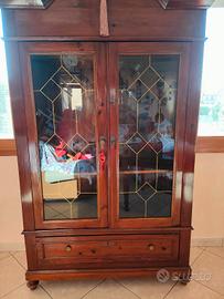 Mobile antico vetrina