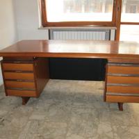 Scrivania in Legno Noce