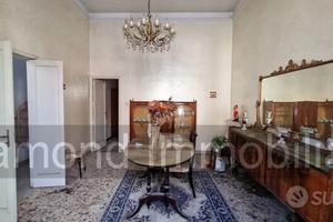 Casa singola con terrazzo a Macchia di Giarre