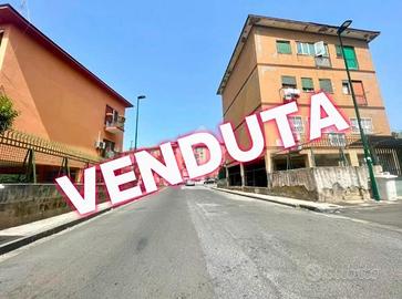 3 LOCALI A NAPOLI