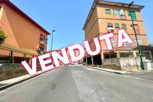 3 LOCALI A NAPOLI