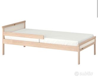 lettino con materasso e tenda 