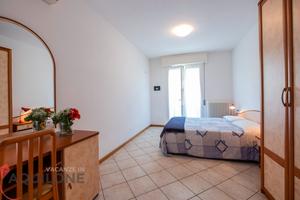 Fine maggio: bilocale con wifi e un posto auto