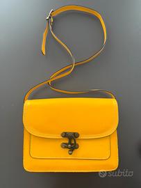 Borsa in Vera Pelle Gialla