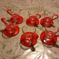 6 bicchierini più piattini