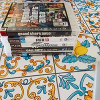 6 giochi PS3 più un DVD di spider man 