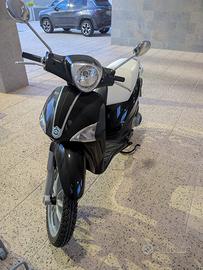 Piaggio Liberty 125 (2009) Pari al nuovo.