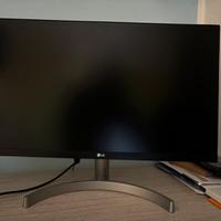 Monitor LG  Full HD da 24 pollici