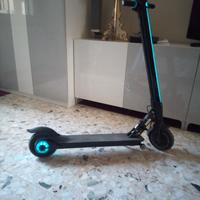 Monopattino inmotion splendido
