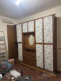 Armadio in legno massiccio L302 H270 P60