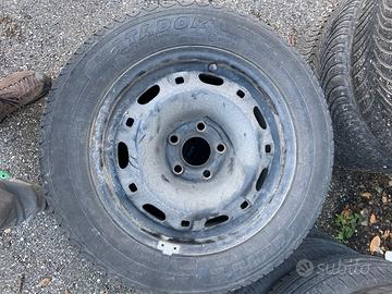 Cerchi e copri per vw Polo Skoda Seat 5 fori