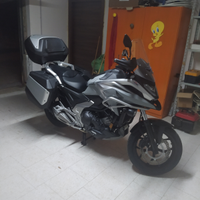 Honda NC 750x DCT Full Optional 4.500 km