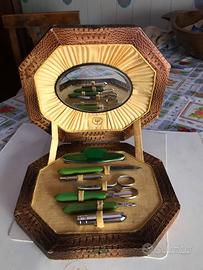 ANTICA TOILETTE DA VIAGGIO IN PAPIER MACHE