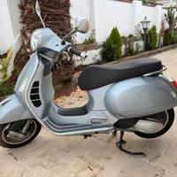 Vespa 300 GTS