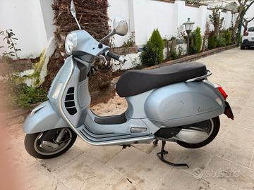 Vespa 300 GTS