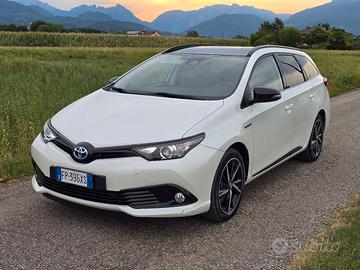 TOYOTA AURIS 1.8B/HYBRID 100CV OK NEOPATENTATI 