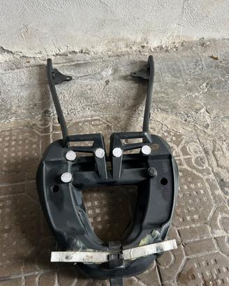 Staffe posteriori per bauletto Honda Hornet 600