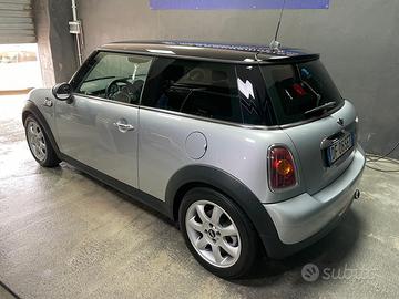 Mini Cooper 1.6 Automatica