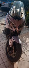 moto Kawasaki