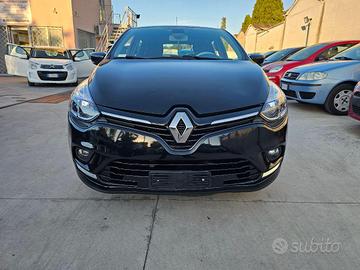 RENAULT CLIO 1.5 DIESEL NEOPATENTATI POCHI KM