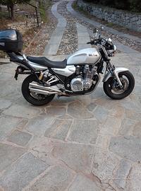 Yamaha XJR 1300 - 2002